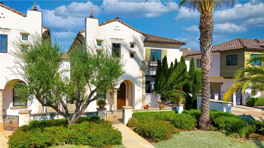 566 S 2nd Avenue, Arcadia, California 91006