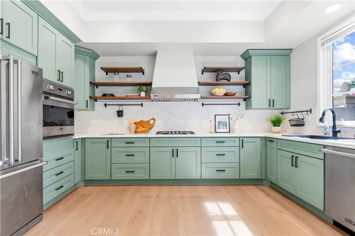 566 S 2nd Avenue, Arcadia, California 91006