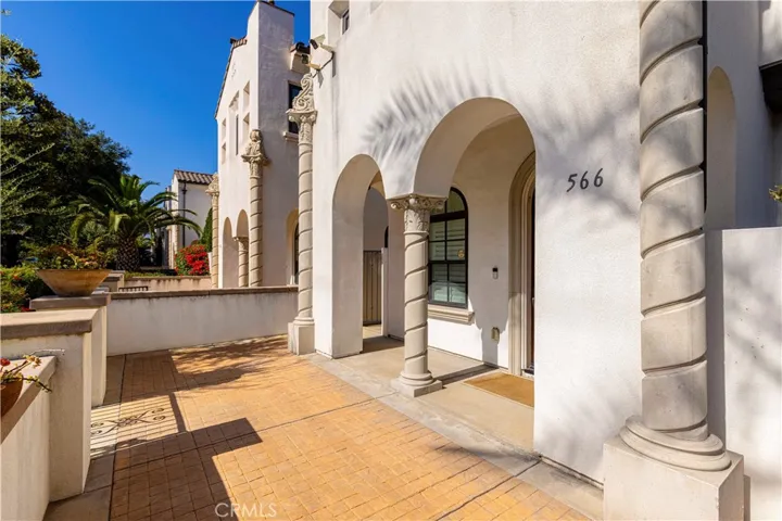 566 S 2nd Avenue, Arcadia, California 91006