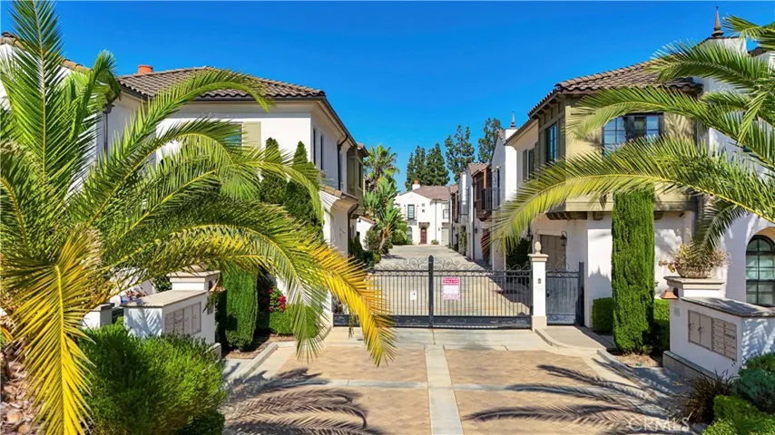 566 S 2nd Avenue, Arcadia, California 91006