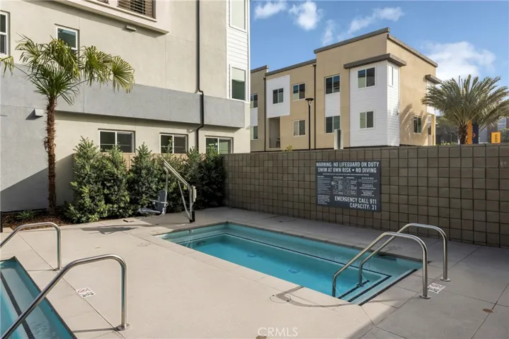 7264 Pointbreak Drive, Huntington Beach, California 92647