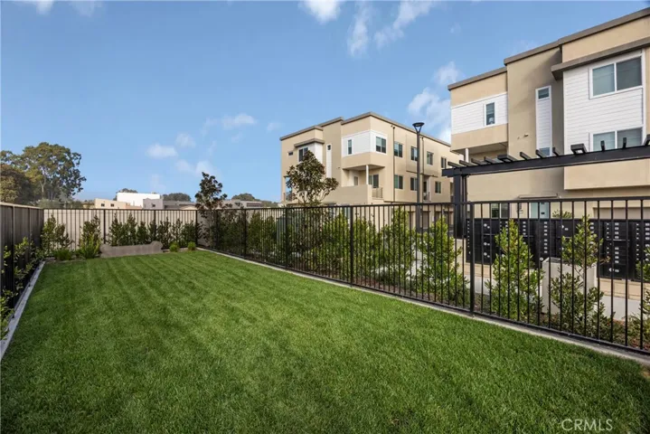 7264 Pointbreak Drive, Huntington Beach, California 92647