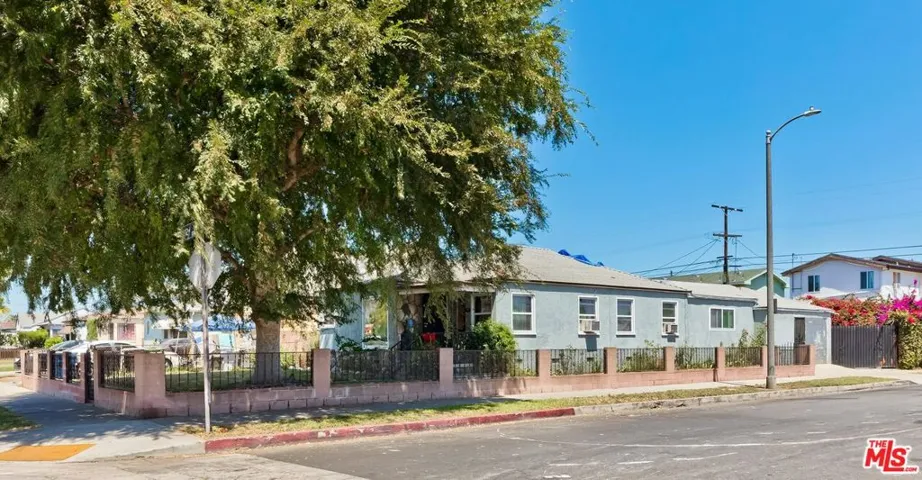 157 E 102nd Street, Los Angeles, California 90003