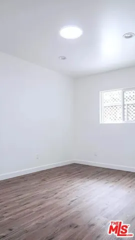 5406 Tampa Avenue, Tarzana, California 91356