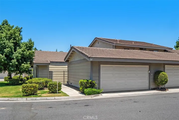 241 E Ponderosa Lane, Anaheim, California 92802