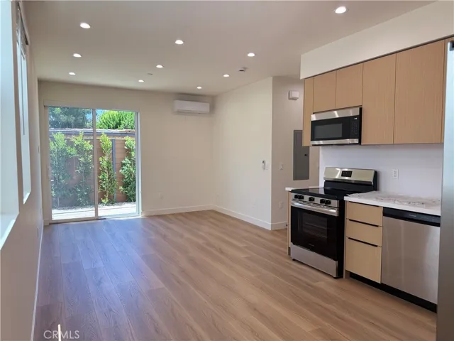 Kitchen & Living Room
