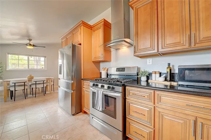 2044 W Spruce Avenue, Orange, California 92868