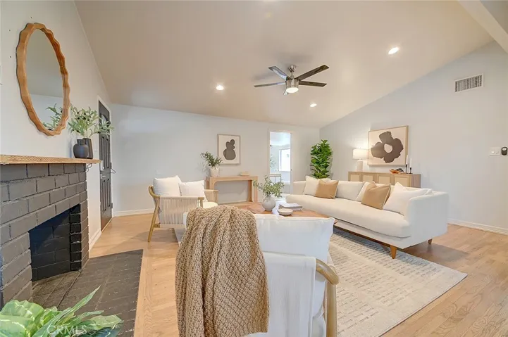 2044 W Spruce Avenue, Orange, California 92868