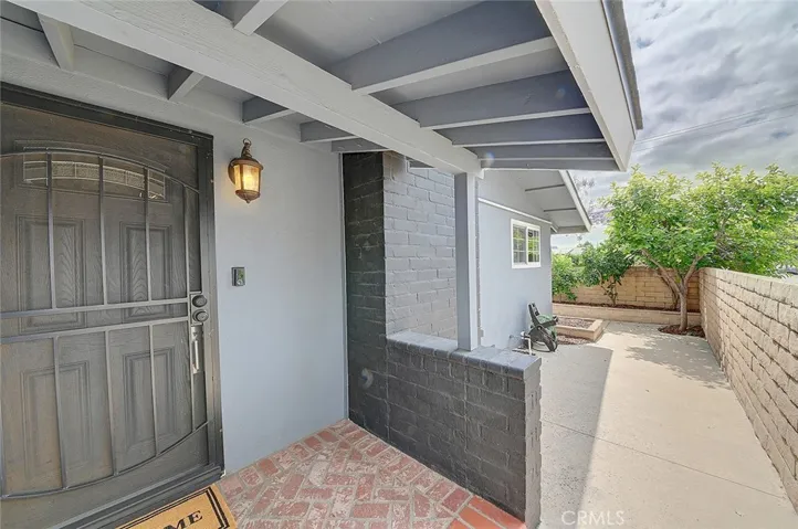 2044 W Spruce Avenue, Orange, California 92868