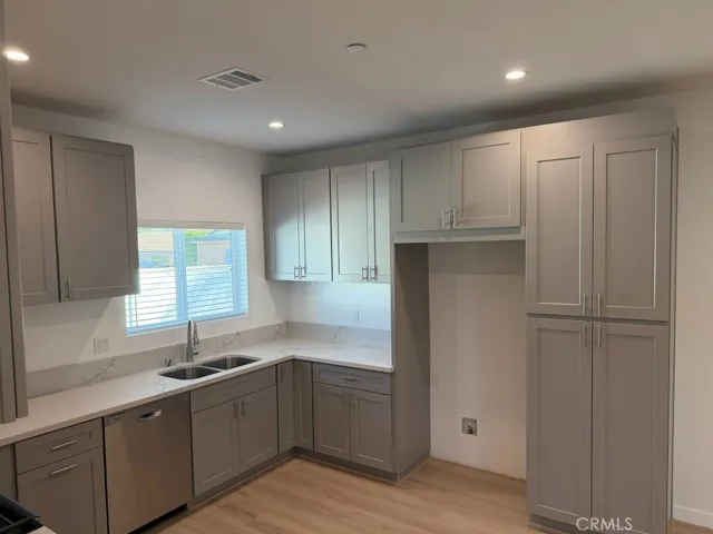 10867 Nettleton Street, Sun Valley, California 91352
