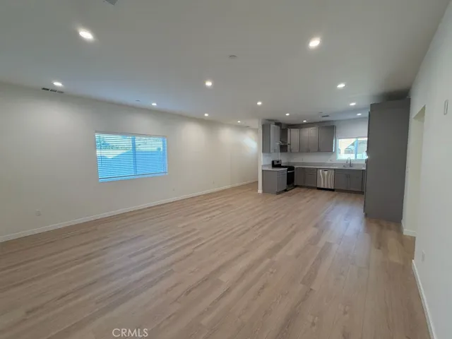 10867 Nettleton Street, Sun Valley, California 91352