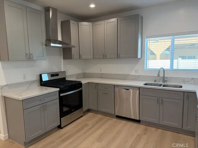 10867 Nettleton Street, Sun Valley, California 91352