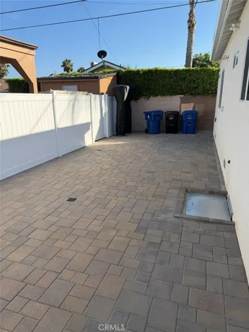 10867 Nettleton Street, Sun Valley, California 91352