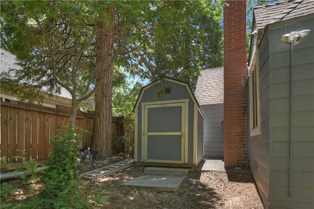 Shed