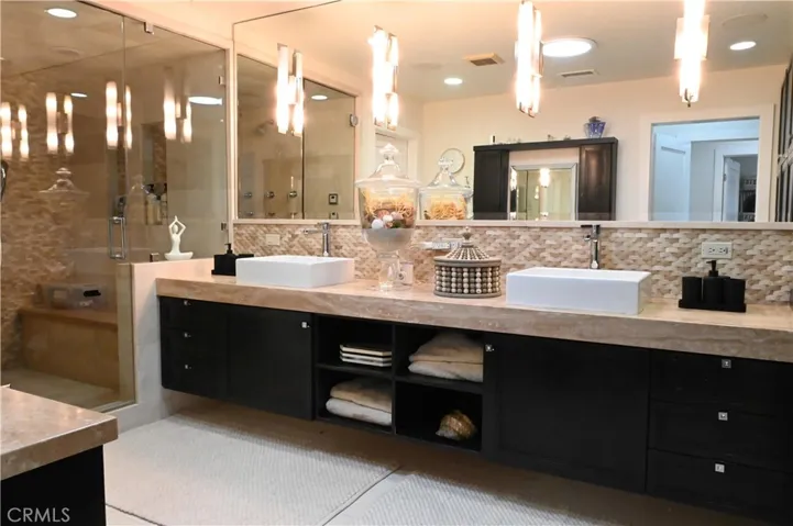 4 Sandbar, Corona Del Mar, California 92625