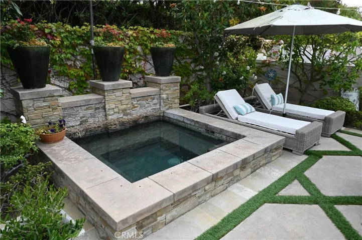 4 Sandbar, Corona Del Mar, California 92625