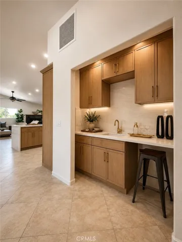 291 Hillandale Court, Riverside, California 92507