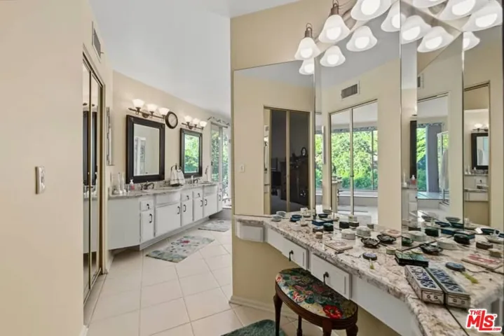 17161 Avenida De Santa Ynez, Pacific Palisades, California 90272