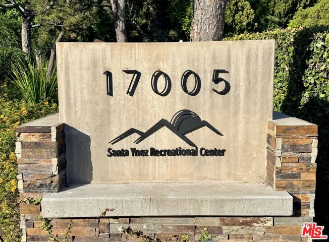17161 Avenida De Santa Ynez, Pacific Palisades, California 90272