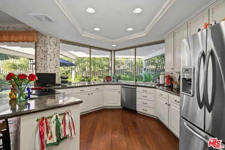 17161 Avenida De Santa Ynez, Pacific Palisades, California 90272