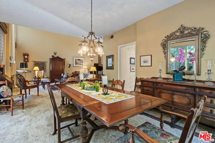17161 Avenida De Santa Ynez, Pacific Palisades, California 90272