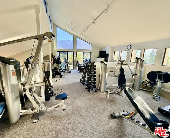 17161 Avenida De Santa Ynez, Pacific Palisades, California 90272