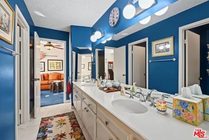 17161 Avenida De Santa Ynez, Pacific Palisades, California 90272