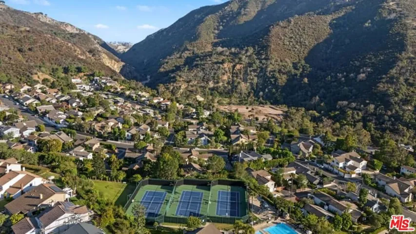 17161 Avenida De Santa Ynez, Pacific Palisades, California 90272