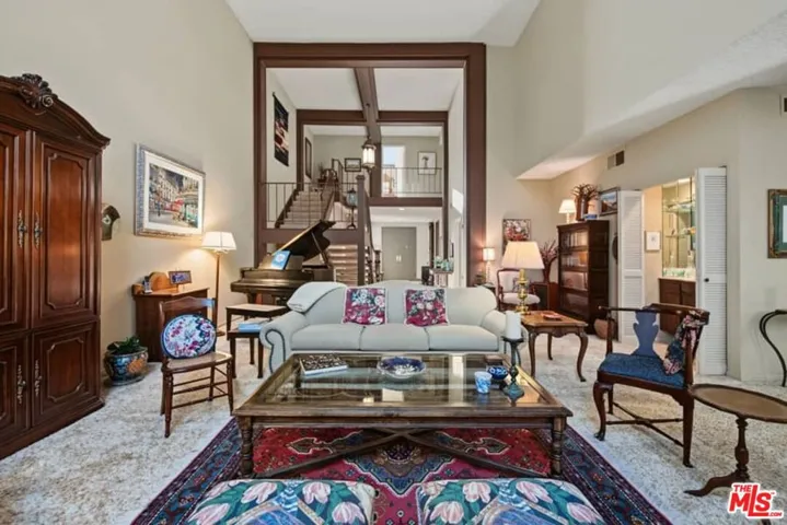 17161 Avenida De Santa Ynez, Pacific Palisades, California 90272