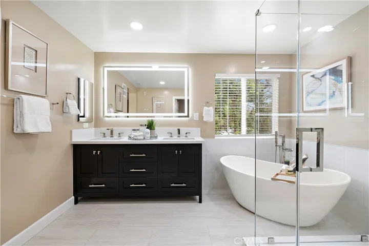 1 Quartz, Ladera Ranch, California 92694
