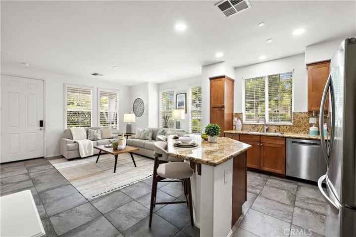 1 Quartz, Ladera Ranch, California 92694