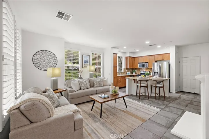 1 Quartz, Ladera Ranch, California 92694