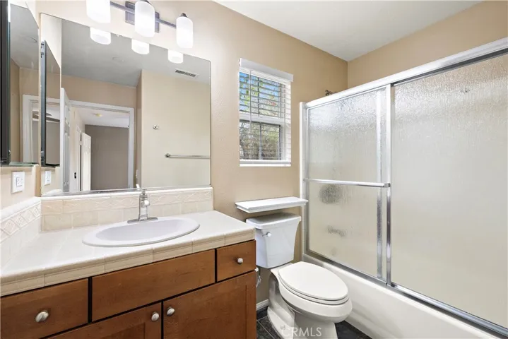 1 Quartz, Ladera Ranch, California 92694