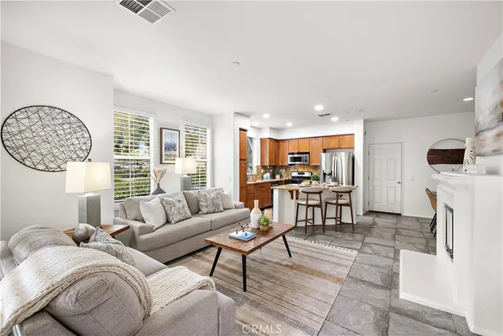 1 Quartz, Ladera Ranch, California 92694