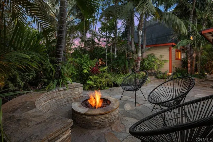 765 67 2nd Street, Encinitas, California 92024
