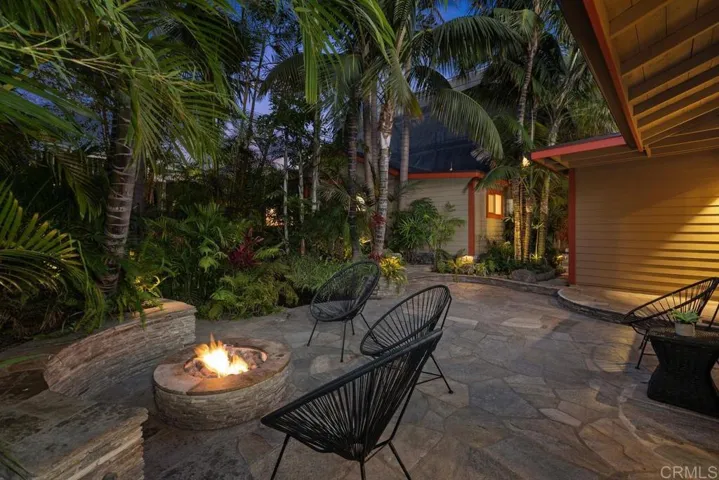 765 67 2nd Street, Encinitas, California 92024