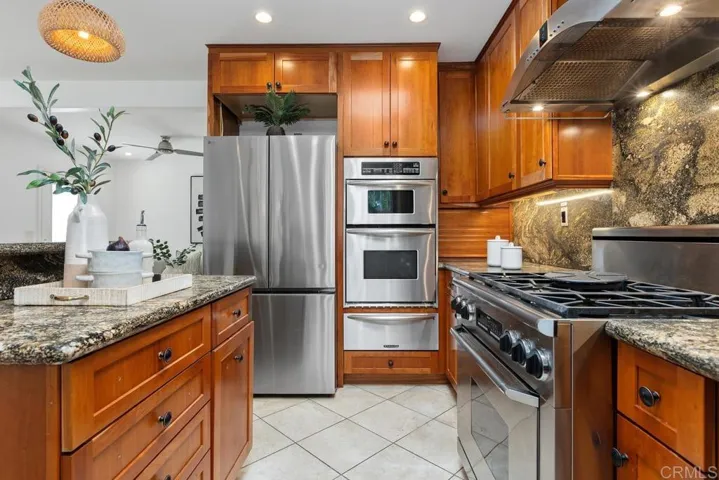 765 67 2nd Street, Encinitas, California 92024