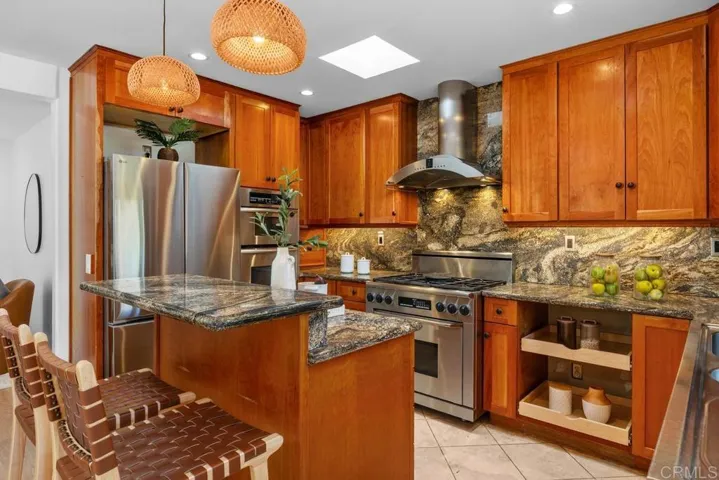 765 67 2nd Street, Encinitas, California 92024