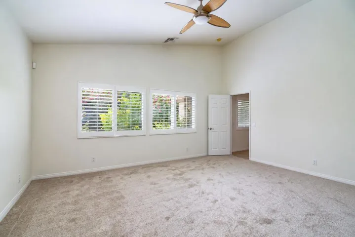 45596 Torrey Pines