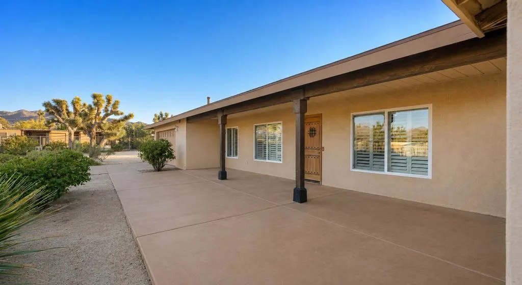 Front covered patio