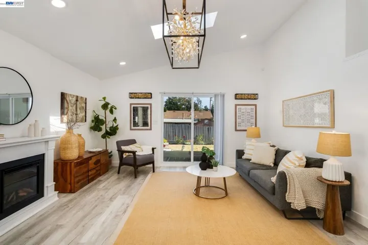 2579 Jacobs St, Hayward, California 94541