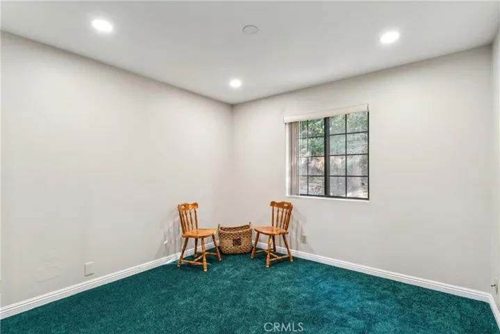 965 Sandalwood Drive, Lake Arrowhead, California 92352