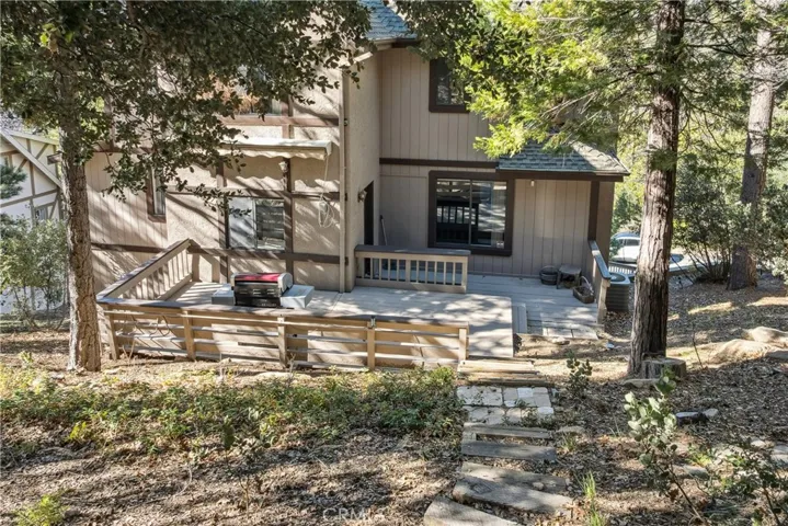 965 Sandalwood Drive, Lake Arrowhead, California 92352