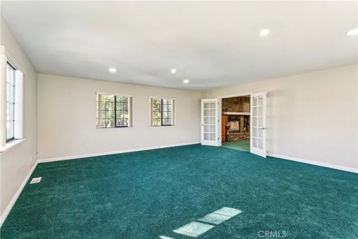 965 Sandalwood Drive, Lake Arrowhead, California 92352