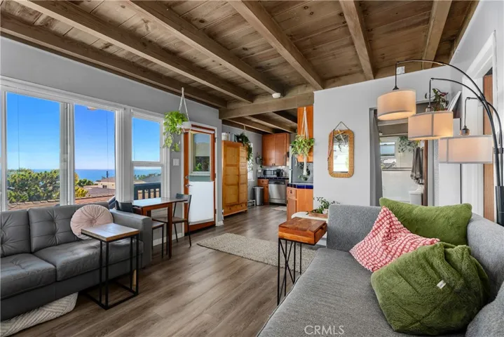 272 Beverly, Laguna Beach, California 92651