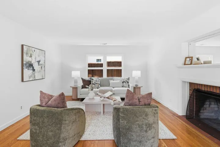 1545 Alameda De Las Pulgas, San Carlos, California 94070
