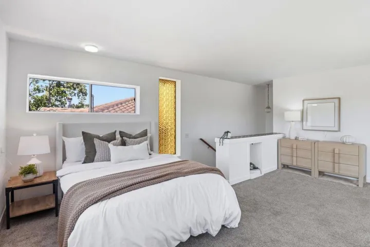 1545 Alameda De Las Pulgas, San Carlos, California 94070