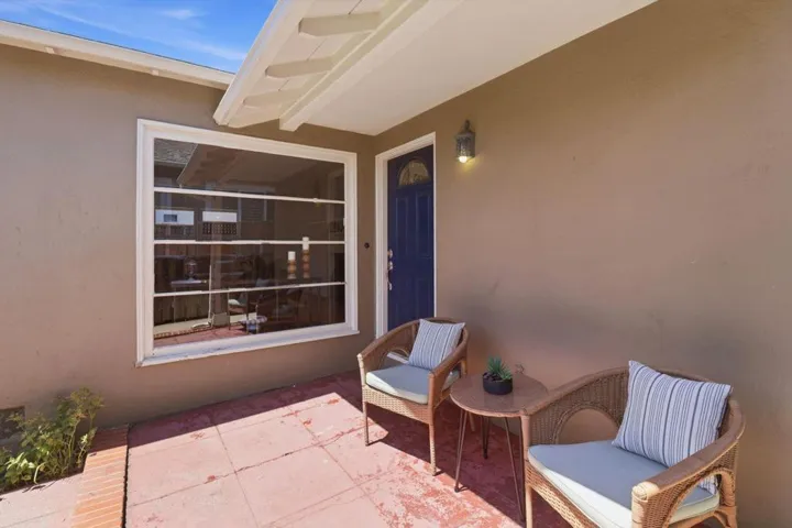 1545 Alameda De Las Pulgas, San Carlos, California 94070
