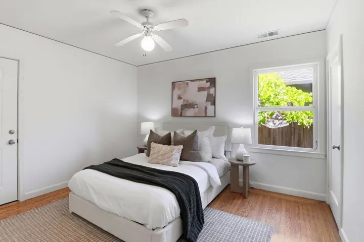 1545 Alameda De Las Pulgas, San Carlos, California 94070