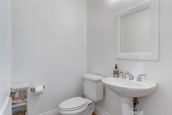 2753 Piedmont 6, Glendale, California 91020